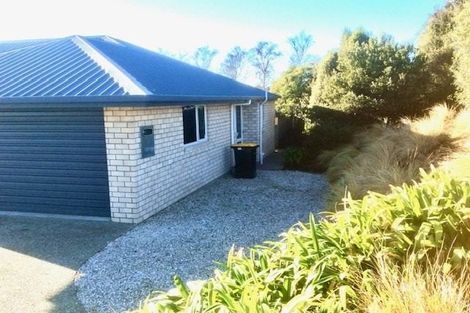 Photo of property in 2 Monaco View, Stoke, Nelson, 7011