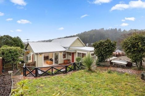 Photo of property in 11 Glenross Street, Glenross, Dunedin, 9011