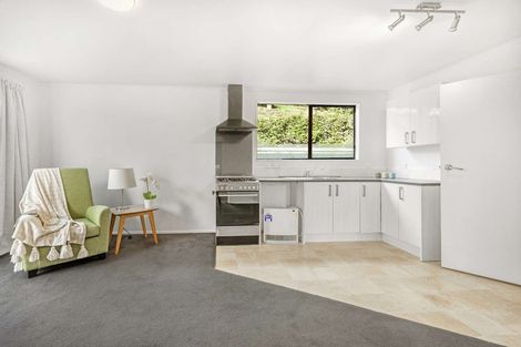 Photo of property in 142 Holborn Drive, Stokes Valley, Lower Hutt, 5019