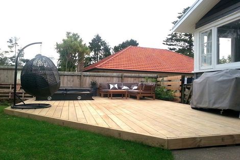 Photo of property in 107 Kinross Street, Blockhouse Bay, Auckland, 0600