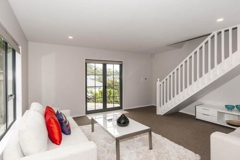 Photo of property in 4/25 Hollies Crescent, Johnsonville, Wellington, 6037