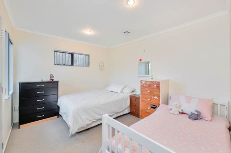 Photo of property in 41 San Marino Drive West, Henderson, Auckland, 0612