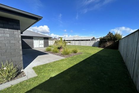 Photo of property in 71 Links Drive, Waiwhakaiho, New Plymouth, 4312