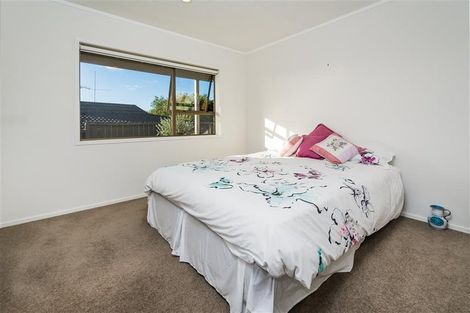 Photo of property in 859 Beach Road, Waiake, Auckland, 0630