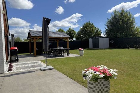 Photo of property in 25 Overton Street, Rototuna North, Hamilton, 3210