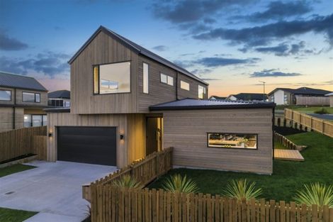 Photo of property in 26 Huarahi Pai Road, Huapai, Kumeu, 0810