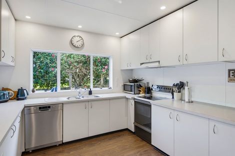Photo of property in 469 Te Moana Road, Waikanae, 5036