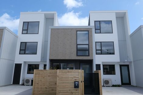 Photo of property in 10 Kamahi Place, Paraparaumu, 5032