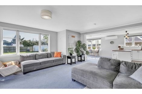 Photo of property in 13 Cross Street, Coalgate, 7673