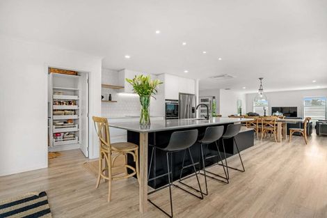 Photo of property in 117 Palm Springs Boulevard, Papamoa Beach, Papamoa, 3118