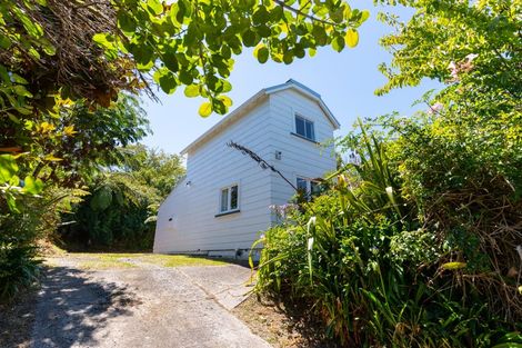Photo of property in 58 Conclusion Street, Ascot Park, Porirua, 5024