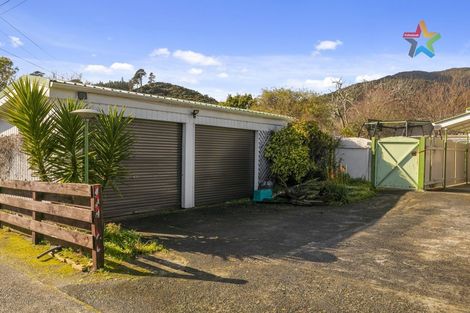 Photo of property in 109a Hine Road, Wainuiomata, Lower Hutt, 5014