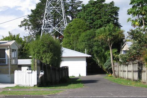 Photo of property in 1/106 Portage Road, New Lynn, Auckland, 0600