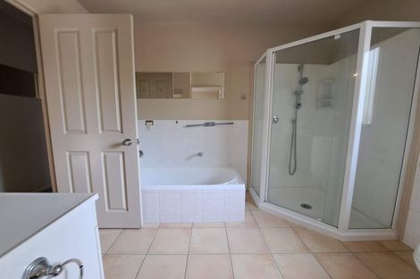 Photo of property in 2/19 Howe Street, Howick, Auckland, 2014