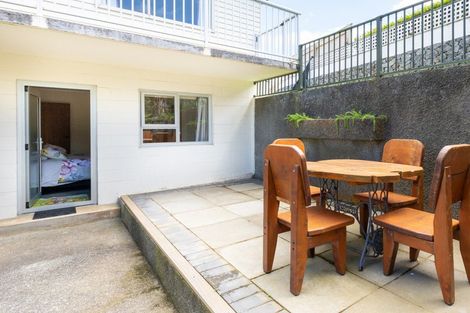 Photo of property in 14 Wattle Grove, Maungaraki, Lower Hutt, 5010