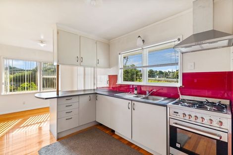 Photo of property in 60 Orams Road, Hillpark, Auckland, 2102