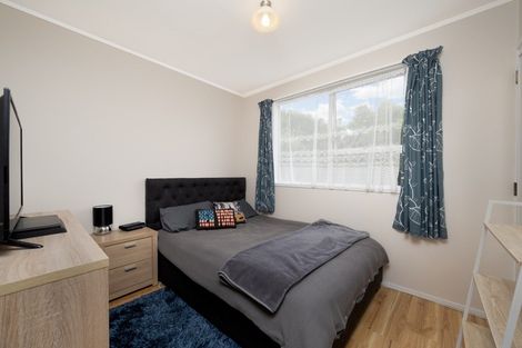 Photo of property in 4 Tangelo Place, Bucklands Beach, Auckland, 2012