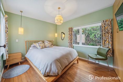 Photo of property in 7 Titiro Moana Road, Korokoro, Lower Hutt, 5012