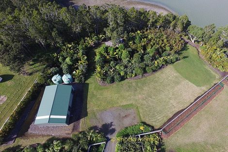 Photo of property in 15 Te Wairoa Lane, Tinopai, 0593