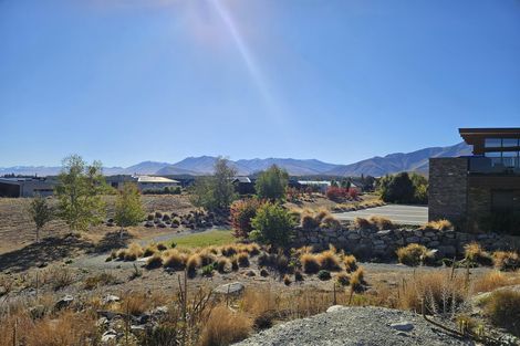 Photo of property in 18 Mistake Drive, Lake Tekapo, 7999