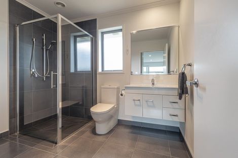 Photo of property in 48 Jarrett Terrace, Leamington, Cambridge, 3432