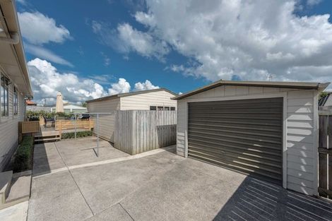 Photo of property in 9 Dowding Street, Melville, Hamilton, 3206