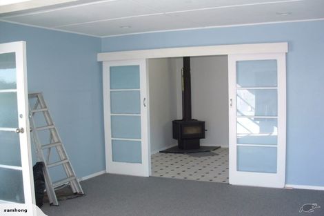 Photo of property in 24 Black Rock Road, Newlands, Wellington, 6037