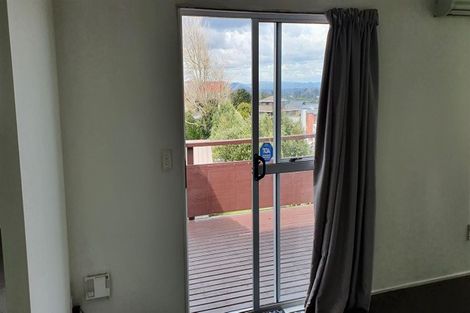 Photo of property in 2/21 Calluna Crescent, Totara Heights, Auckland, 2105