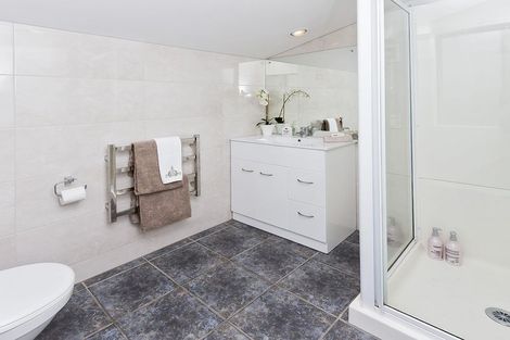 Photo of property in 7 Wades Road, Whitford, Howick, 2571