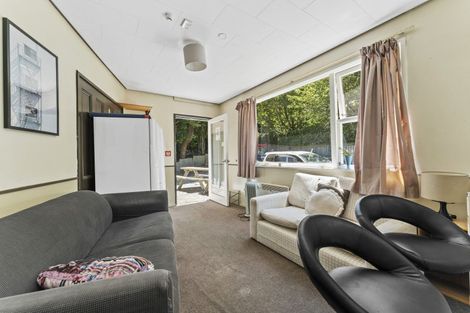 Photo of property in 22 Bowen Street, Queenstown, 9300