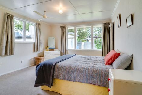 Photo of property in 8a Sutherland Road, Omarama, 9412