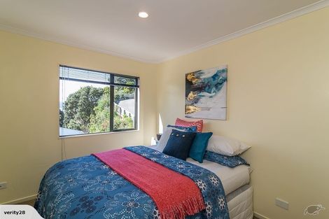 Photo of property in 3/19 Onslow Road, Khandallah, Wellington, 6035