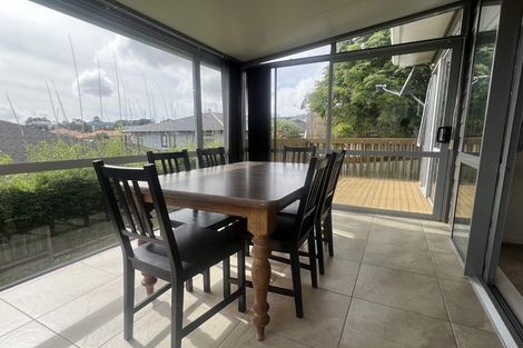 Photo of property in 13a Gilfillan Street, Blockhouse Bay, Auckland, 0600