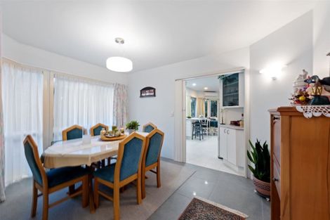 Photo of property in 1/207 Oceanbeach Road, Mount Maunganui, 3116