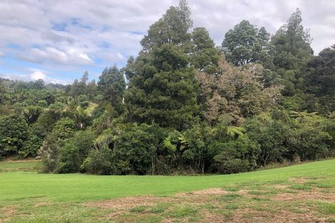 Photo of property in 152n Parker Road, Oratia, Auckland, 0604