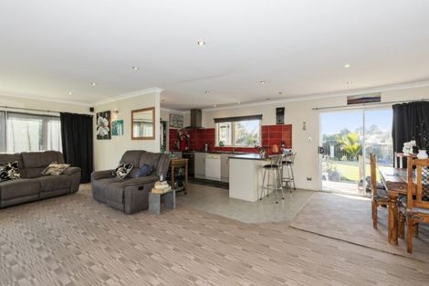 Photo of property in 96 Waerenga Road, Otaki, 5512
