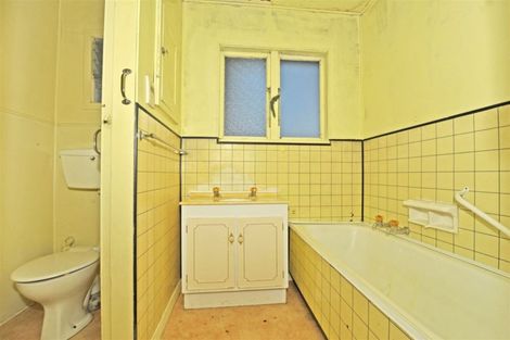 Photo of property in 202 Weston Road, St Albans, Christchurch, 8052