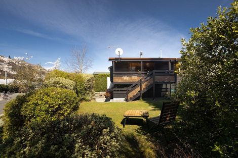 Photo of property in 8 Devon Street, Arrowtown, 9302
