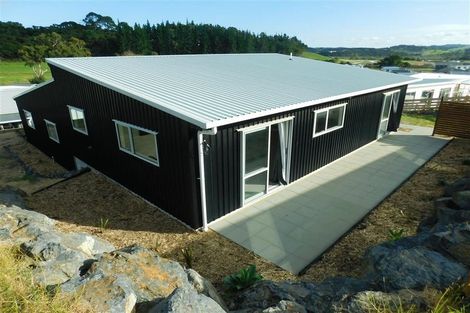 Photo of property in 5 Beachcomber Road, Mangawhai Heads, Mangawhai, 0505