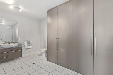 Photo of property in 2/337 Jackson Street, Petone, Lower Hutt, 5012