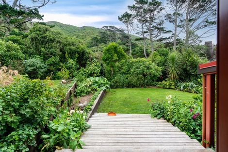 Photo of property in 64 Nalanda Crescent, Broadmeadows, Wellington, 6035