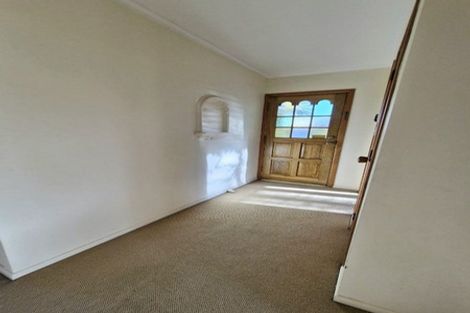 Photo of property in 26 Coniston Avenue, Te Atatu South, Auckland, 0610