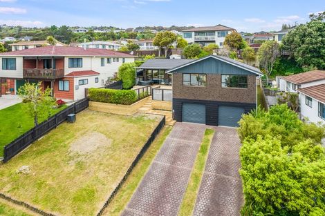 Photo of property in 9 Langwell Place, Papakowhai, Porirua, 5024