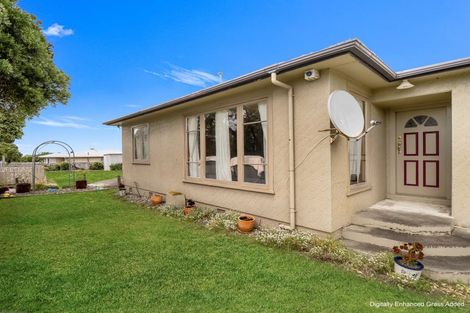 Photo of property in 72 Manuka Street, Castlecliff, Whanganui, 4501