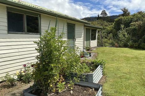 Photo of property in 5 Ranfurly Street, Runanga, 7803