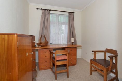 Photo of property in 30 Cuba Street, Marton, 4710