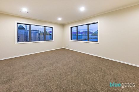 Photo of property in 8b Gills Avenue, Papakura, 2110