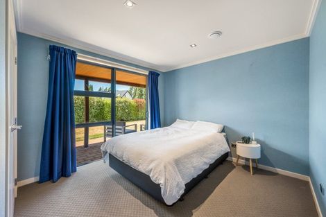 Photo of property in 2 Sherwin Avenue, Albert Town, Wanaka, 9305