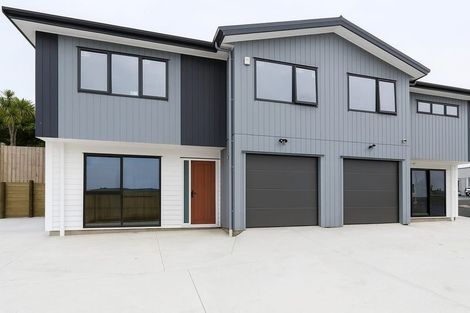 Photo of property in 43 Savoy Road, Glen Eden, Auckland, 0602