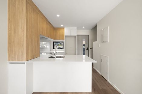 Photo of property in 43 Jabuka Street, Glen Eden, Auckland, 0602